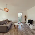 Cosy Dans Avec Piscine Apartment *
