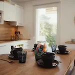 Cosy Dans Avec Piscine Apartment *