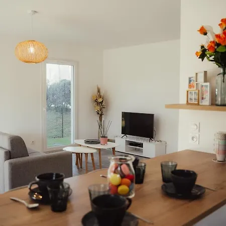 Cosy Dans Avec Piscine Lägenhet